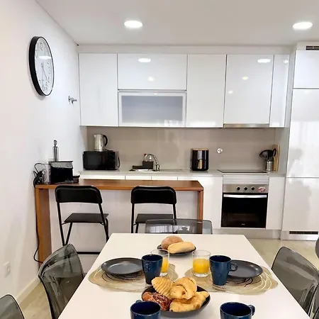 The Modern Cocoon - Novo De 2 Quartos Peniche